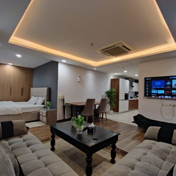 WhatsApp Image 2025-09-25 at 7.50.44 PM (1)