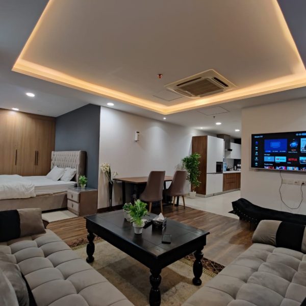 WhatsApp Image 2025-09-25 at 7.50.44 PM